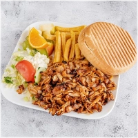 Kipdöner schotel