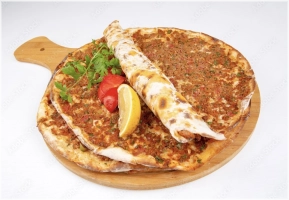 Turkse Pizza met Sla